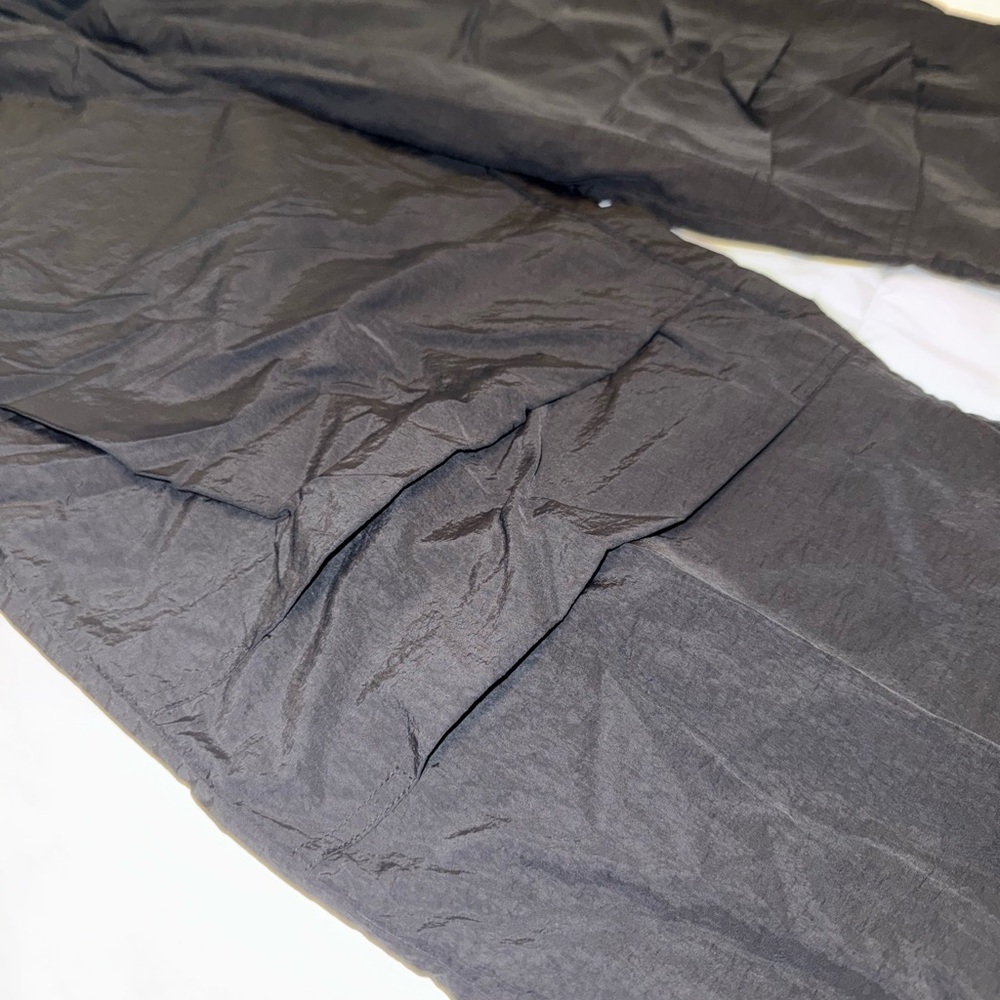 Fabletics Woven Crinkle Pant sz L NEW! - Picture 4 of 12